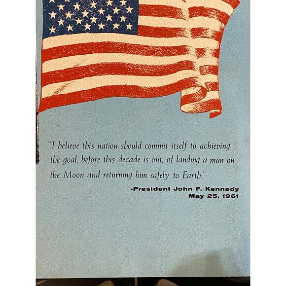 NASA booklet "Mission Moon '69 " A Documentary of America's first Lunar Landing - Picture 4 of 12